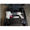 Image 2 : PORTER CABLE AIR NAILER