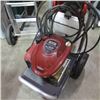 Image 2 : BRIGGS AND STRATTON GAS POWER WASHER WITH HOSE AND WAND