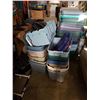 Image 1 : LOT OF TOTES