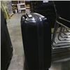 Image 3 : 2 HARD CASED BLACK LUGGAGE