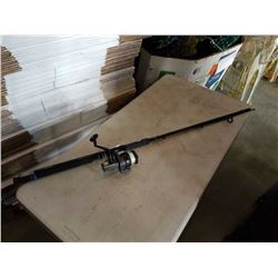 SHIMANO GRAPHITE 8FT ROD AND SHIMANO 8X REEL