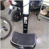 Image 2 : DZT fitness whole body vibration machine