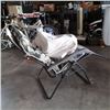 Image 1 : Patio lounge chair and intex airbed queensize