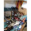 Image 1 : 4 BUNDLES OF GOLF CLUBS