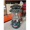 Image 2 : 2 COLEMAN LANTERNS AND PROPANE BURNER