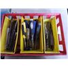Image 2 : 2 TRAYS OF FILES AND CHISELS