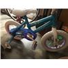Image 2 : Huffy kids bike with training wheels