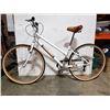 Image 1 : WHITE HUFFY BIKE
