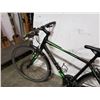 Image 4 : BLACK GIANT BIKE