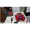 Image 1 : EVERSTART PLUS 1200A JUMP STARTER WITH 120 PSI INFLATOR