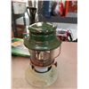 Image 3 : Coleman lantern and tank