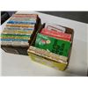 Image 3 : 2 TRAYS OF SNOOPY AND CHARLIE BROWN COMICS