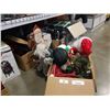 Image 3 : 2 BOXES OF CHRISTMAS DECOR, SANTAS AND FAMILY HOLIDAY CARRIAGE