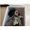 Image 2 : DYNASTY DOLL COLLECTION PORCELAIN CLOWN