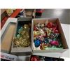 Image 2 : LOT OF VINTAGE CHRISTMAS ORNAMENTS