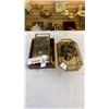Image 1 : LOT OF GLASS JEWELRY BOXES