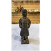 Image 4 : 4 terra cotta warriors in case