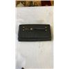 Image 3 : 3 SMALL PURSES AND DESIGNER SUNGLASS FRAMES WITH PERSCRIPTION LENSES