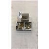 Image 1 : 3 TRAYS OF JEWELLERY