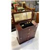 Image 10 : Jewelry box with jewelry