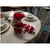 Image 5 : 2 VINTAGE SANTA FIGURES