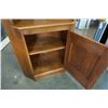 Image 7 : MAPLE CORNER CABINET