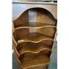 Image 8 : MAPLE CORNER CABINET