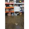 Image 1 : MODERN FLOOR LAMP