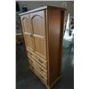 Image 4 : OAK WARDROBE