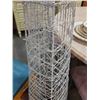 Image 4 : 2 WIRE METAL TREE DECORATIONS AND JEWELRY TREE