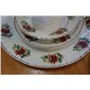 Image 7 : IMPERIAL POINSETTA CHINA PLATE CUP AND SAUCER SET