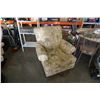 Image 1 : ROLLED ARM CHAIR WITH PALM TREE PATTERN