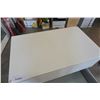 Image 9 : 3 DRAWER WHITE DRESSER