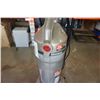 Image 3 : Hoover 12 amp windtunnel vacuum