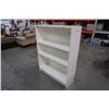 Image 2 : WHITE BOOKSHELF