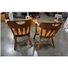 Image 6 : 2 MAPLE CHAIRS
