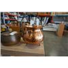 Image 5 : 2 HAND HAMMERED COPPER POTS