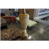 Image 2 : MCM TABLE LAMP