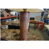 Image 4 : WOOD CARVED TABLE LAMP
