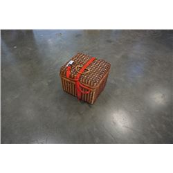 WICKER PICNIC BASKET WITH PICNIC DISHES