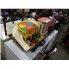 Image 2 : Vintage fisher price garage