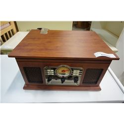 WOOD RECORD PLAYER RADIO