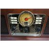 Image 3 : WOOD RECORD PLAYER RADIO