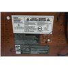 Image 9 : WOOD RECORD PLAYER RADIO
