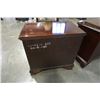 Image 13 : PAIR OF ETHAN ALLEN 1 DRAWER NIGHTSTANDS