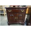 Image 3 : PAIR OF ETHAN ALLEN 1 DRAWER NIGHTSTANDS