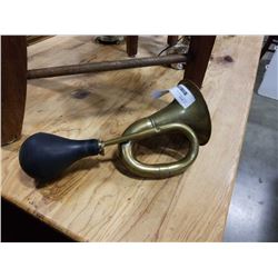 ANTIQUE BRASS HORN