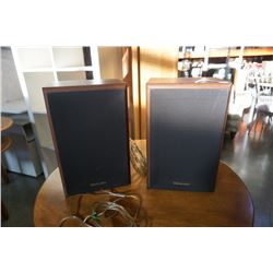 PAIR OF TECHNICS SB-C250 SPEAKERS