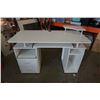 Image 13 : WHITE DOUBLE PEDESTAL DESK