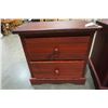 Image 5 : PAIR OF PINE 2 DRAWER NIGHTSTANDS